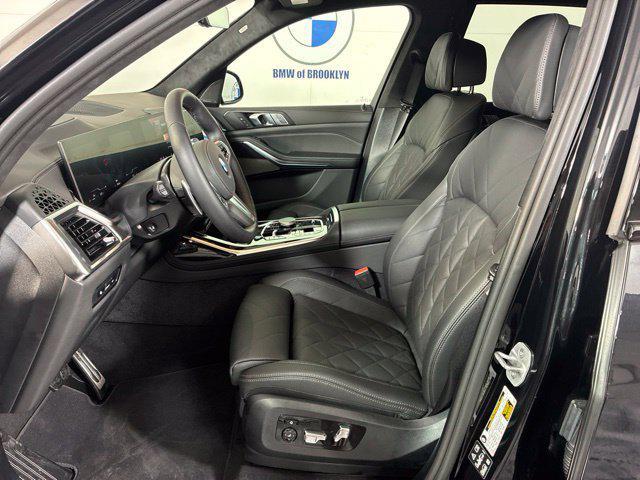 2027 BMW X7 - $89,995