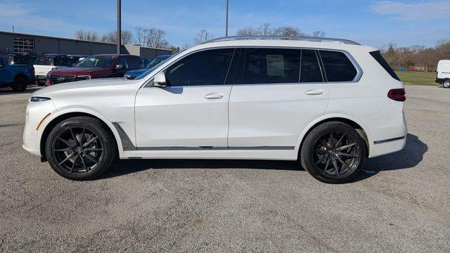 2023 BMW X7 xDrive40i