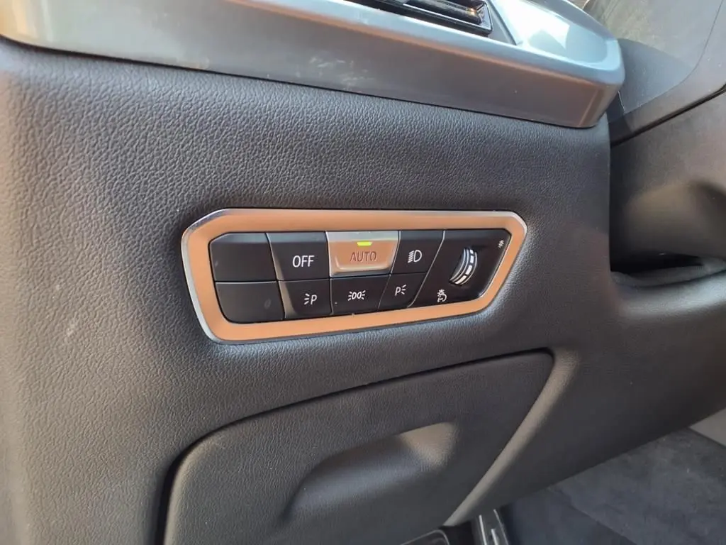 2023 BMW X7 - $52,990