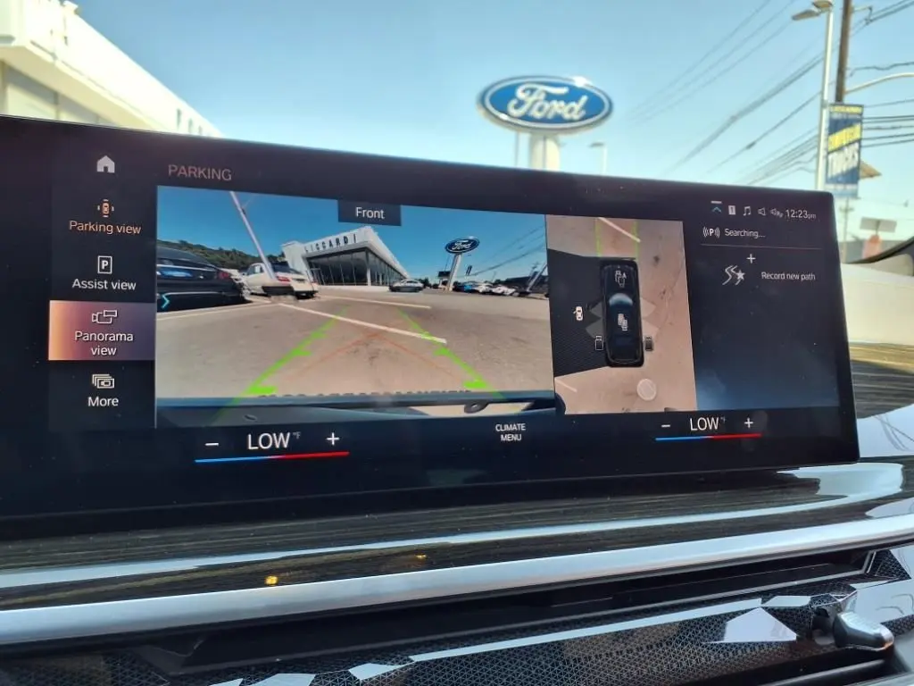 2023 BMW X7 - $52,990