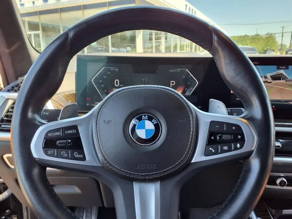 2023 BMW X7 - $52,990