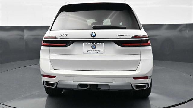 2027 BMW X7 xDrive40i