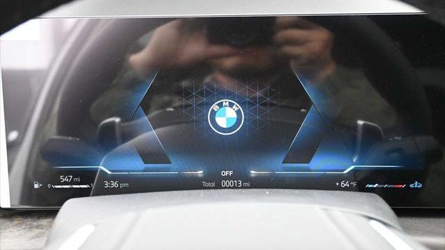 2027 BMW X7 xDrive40i