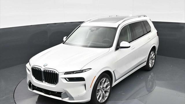 2027 BMW X7 xDrive40i