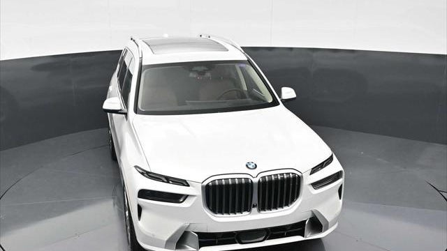 2027 BMW X7 xDrive40i