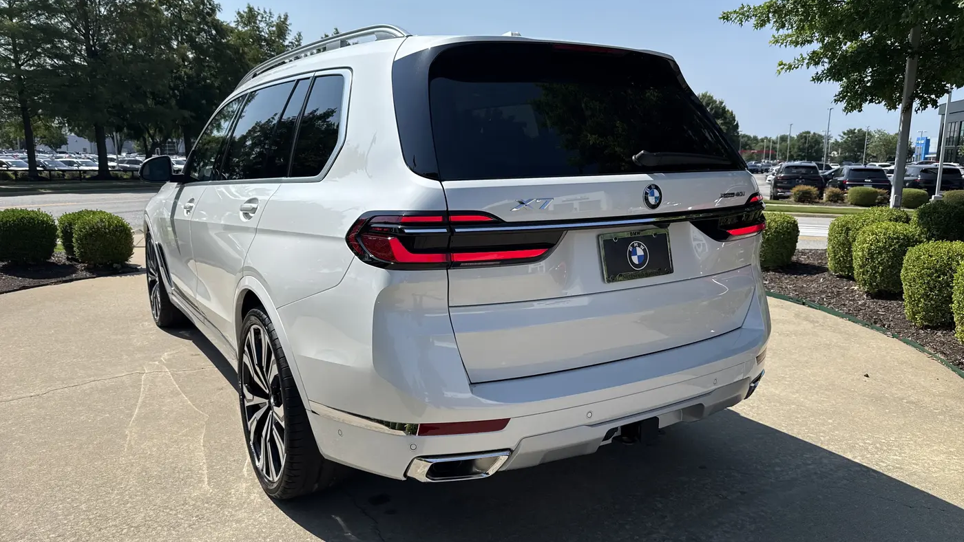 2027 BMW X7 xDrive40i