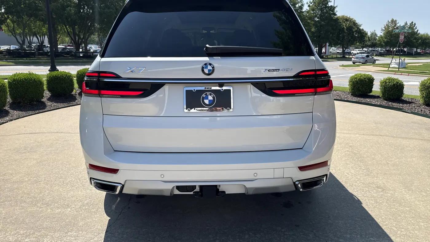 2027 BMW X7 xDrive40i