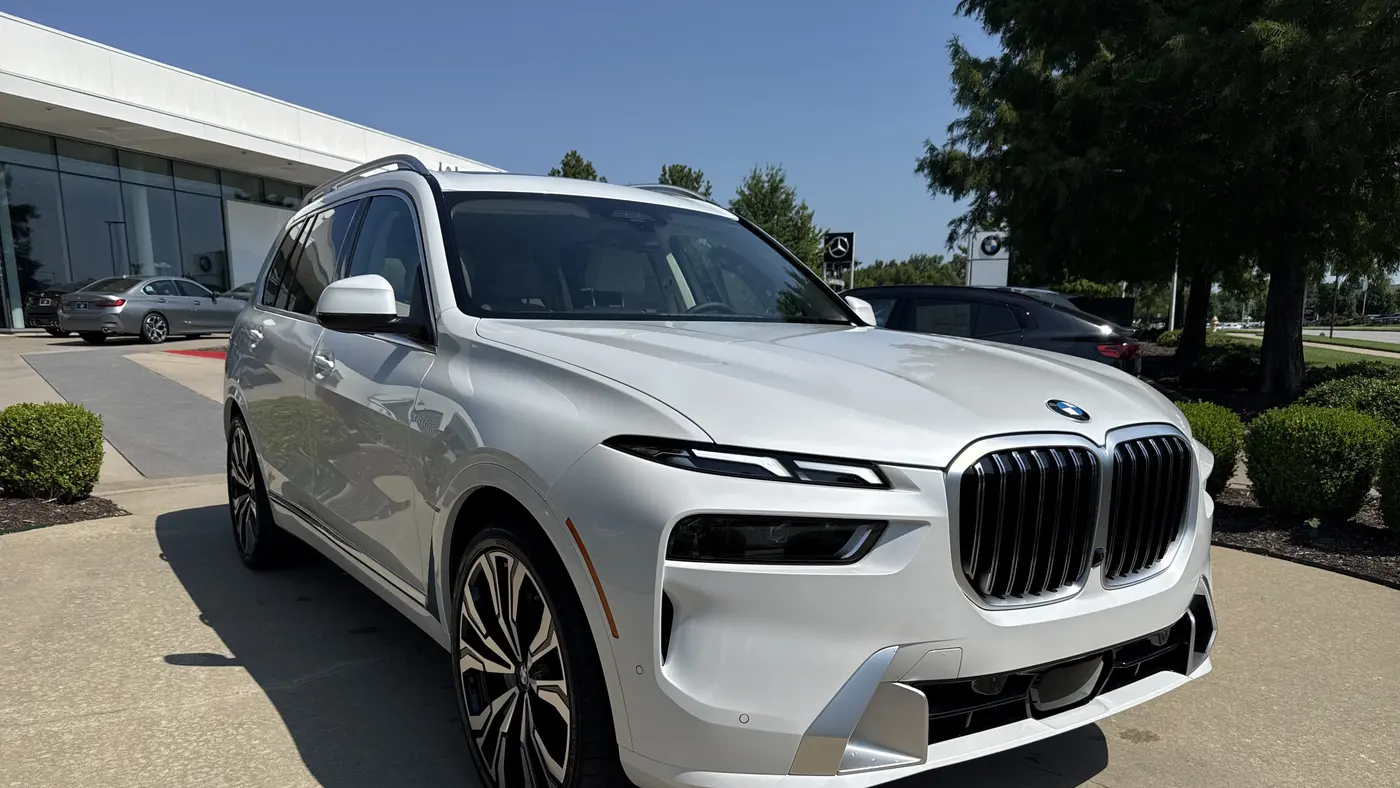 2027 BMW X7 xDrive40i