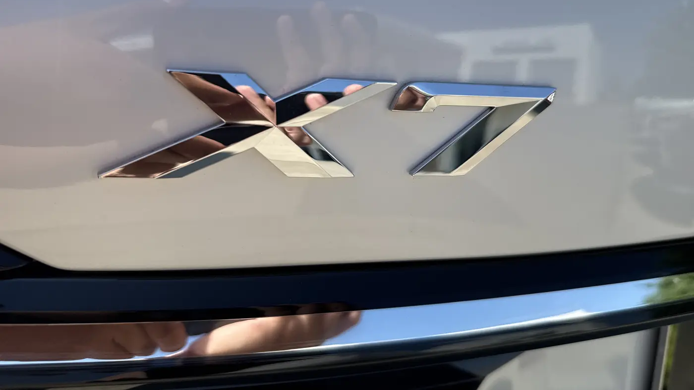 2027 BMW X7 xDrive40i