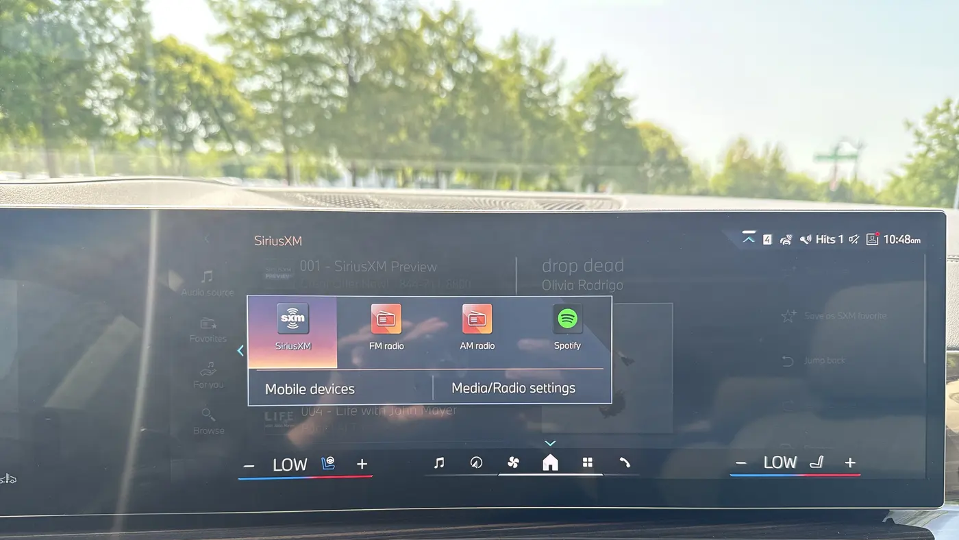 2027 BMW X7 xDrive40i