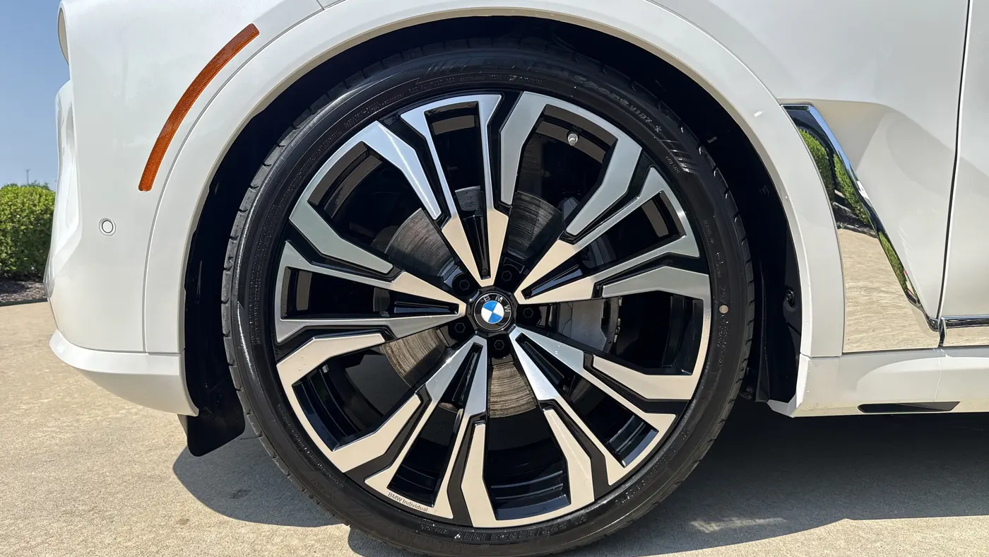 2027 BMW X7 xDrive40i