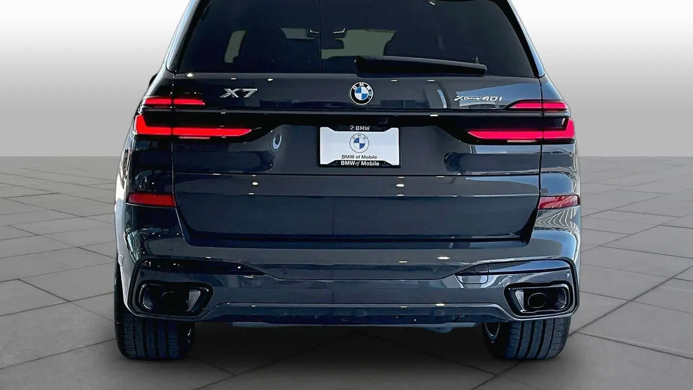 2027 BMW X7 xDrive40i