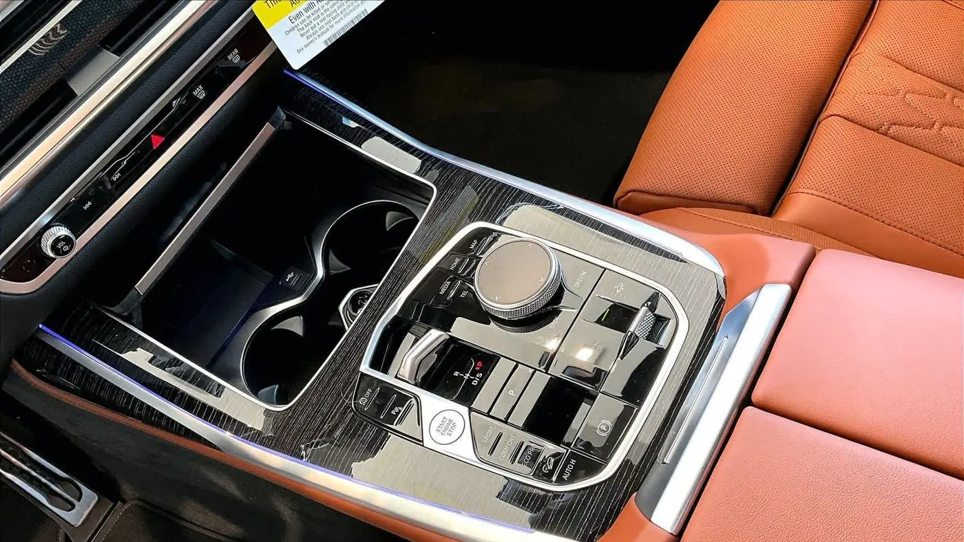 2027 BMW X7 xDrive40i