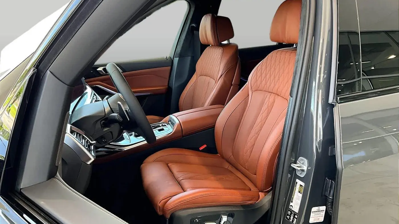 2027 BMW X7 xDrive40i