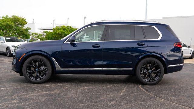 2027 BMW X7 xDrive40i