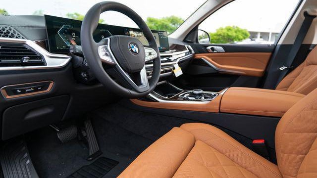 2027 BMW X7 xDrive40i