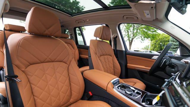 2027 BMW X7 xDrive40i