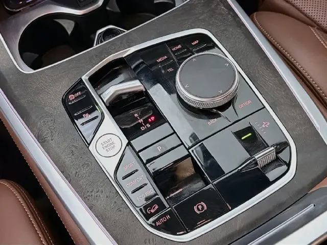 2024 BMW X7 - $49,000