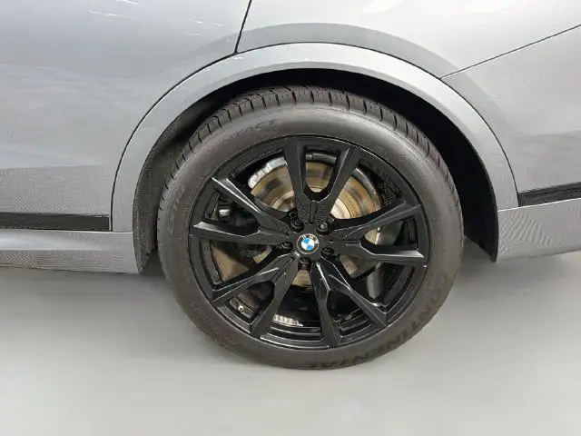 2024 BMW X7 - $49,000