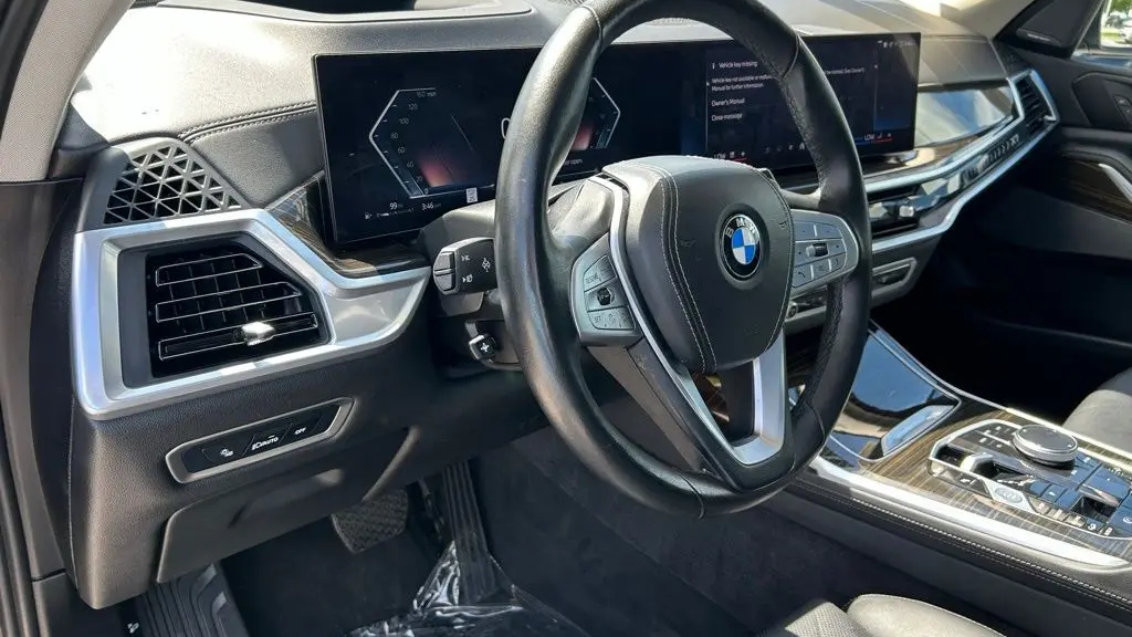 2024 BMW X7 xDrive40i