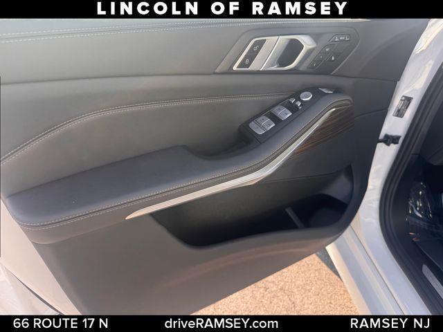 2024 BMW X7 - $64,497