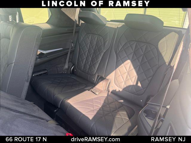 2024 BMW X7 - $64,497