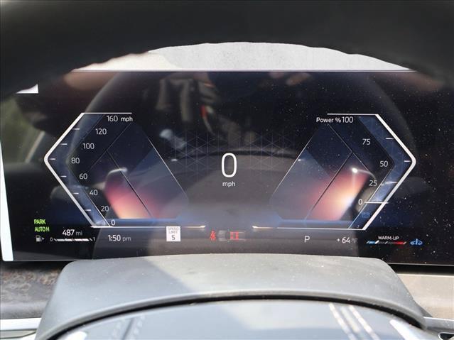 2027 BMW X7 - $95,200