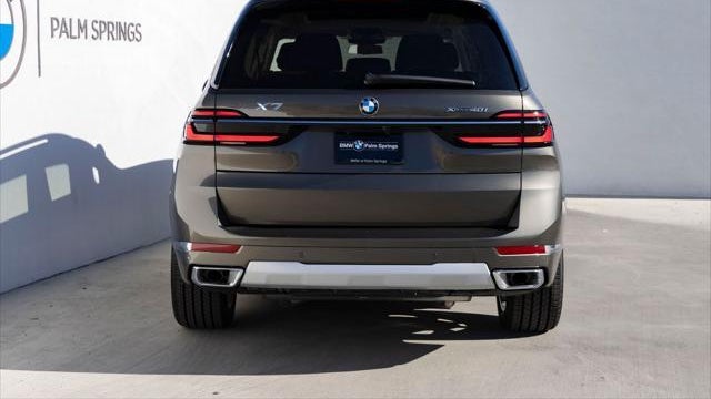 2027 BMW X7 xDrive40i