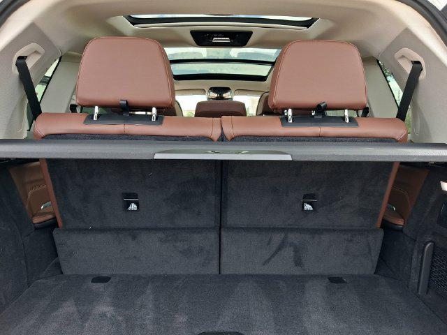 2027 BMW X7 - $95,143
