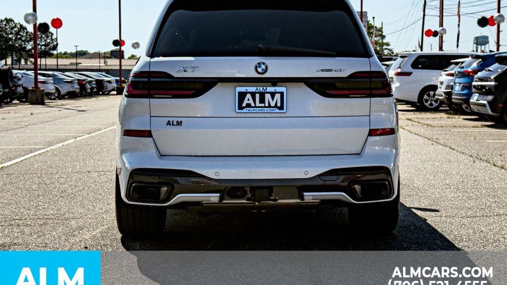 2024 BMW X7 xDrive40i