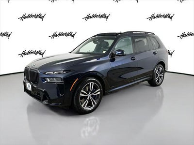 2025 BMW X7 AWD Xdrive40i 4DR Sports Activity Vehicle