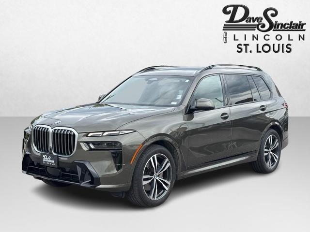 2025 BMW X7 - $54,792