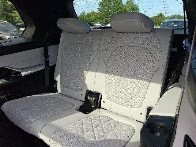 2026 BMW X7 - $86,094
