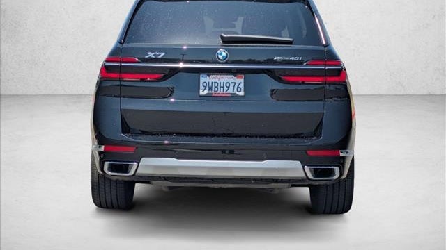 2026 BMW X7 xDrive40i