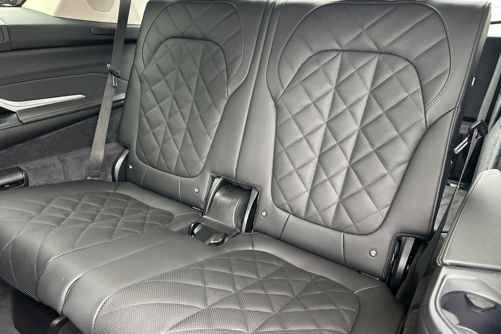 2026 BMW X7 - $75,750
