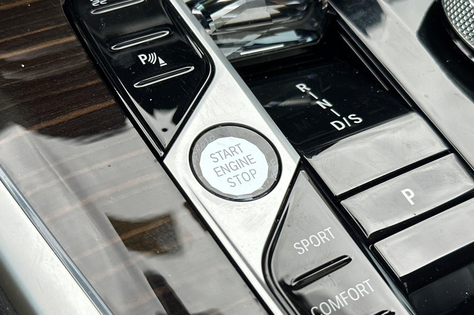 2026 BMW X7 - $75,750