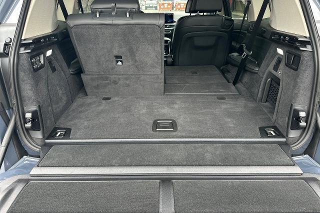 2026 BMW X7 - $74,275
