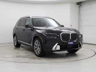 2023 BMW X7 with Black Sapphire Metallic Exterior