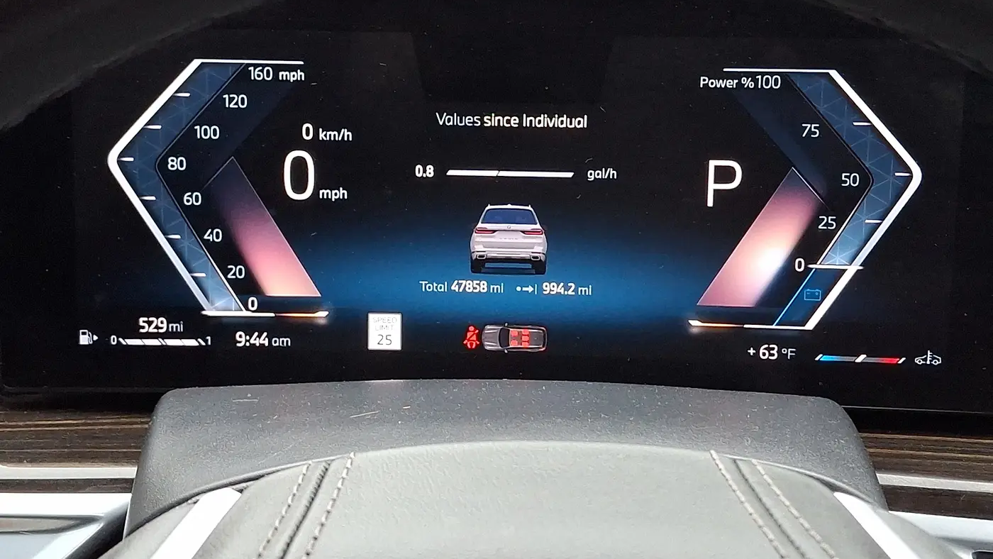 2025 BMW X7 xDrive40i