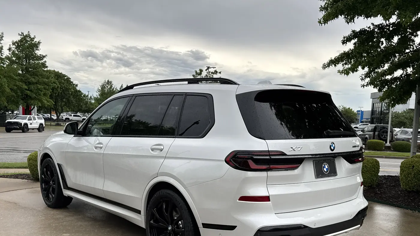 2027 BMW X7 xDrive40i