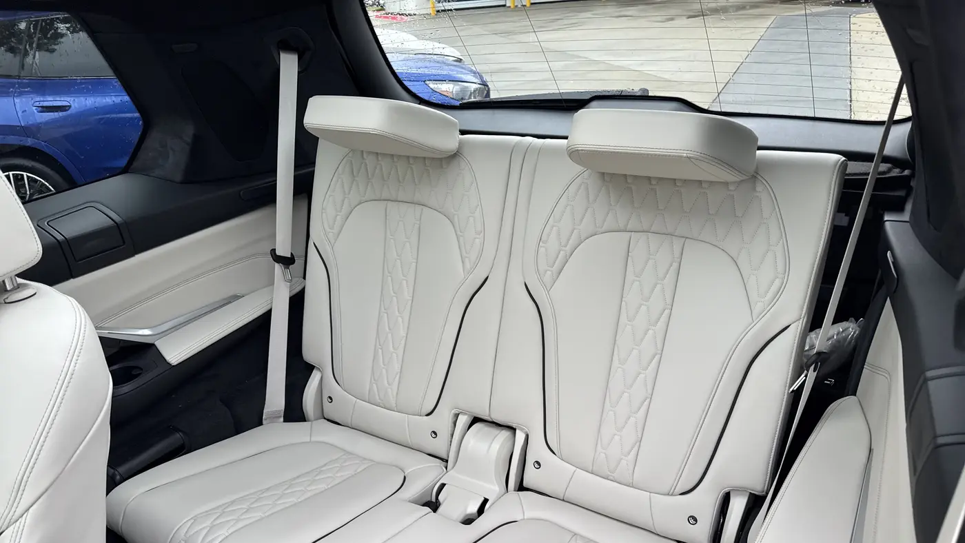 2027 BMW X7 xDrive40i