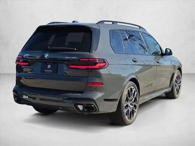 2027 BMW X7 - $104,302