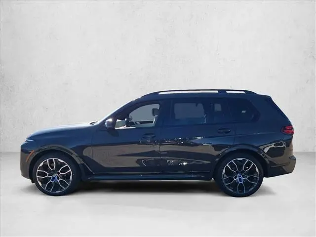 2027 BMW X7 - $104,302
