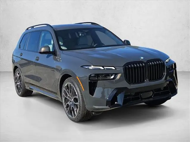 2027 BMW X7 - $104,302