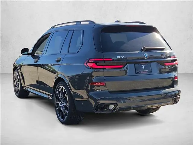 2027 BMW X7 - $104,302