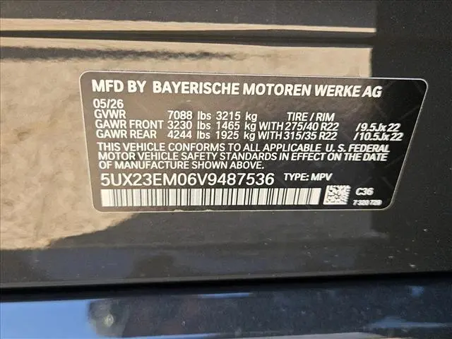 2027 BMW X7 - $104,302