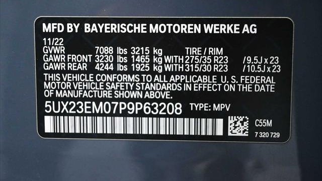 2023 BMW X7 xDrive40i