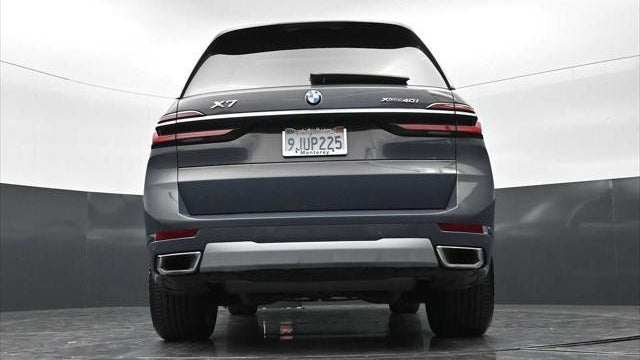 2023 BMW X7 xDrive40i