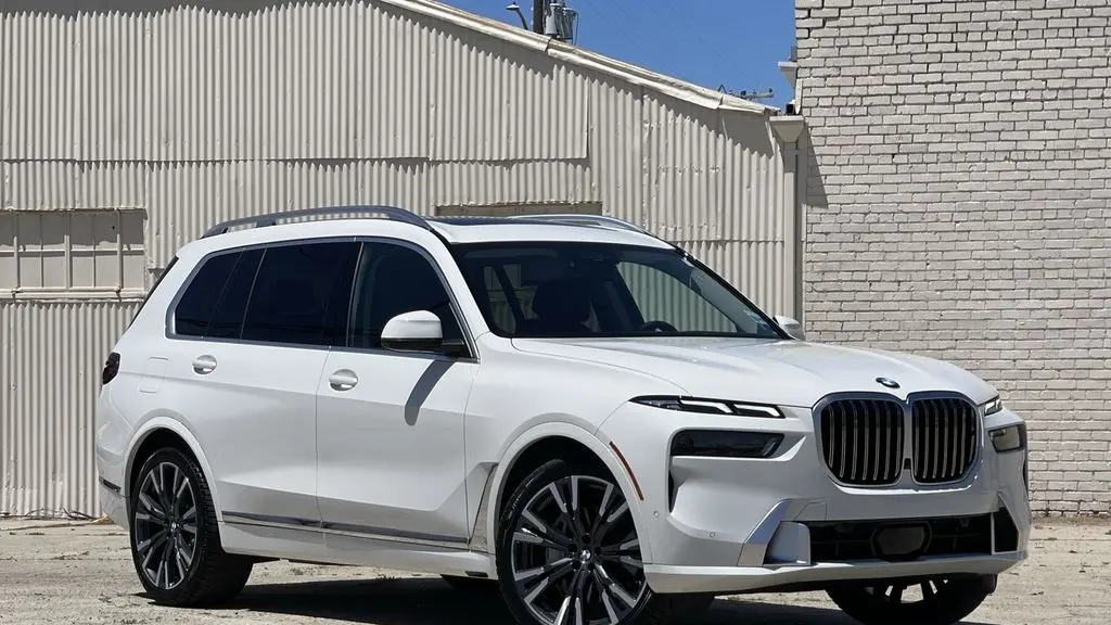 Preowned 2024 BMW X7 xDrive40i for Sale