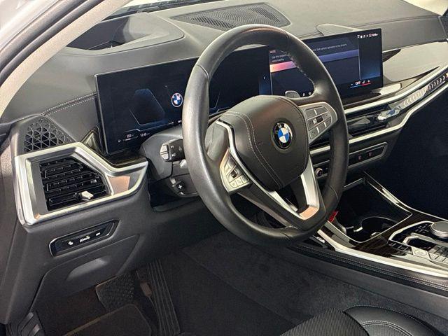 2026 BMW X7 - $83,925